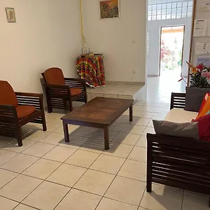 Les De Bassignac Hébergement de vacances Quartier Léro